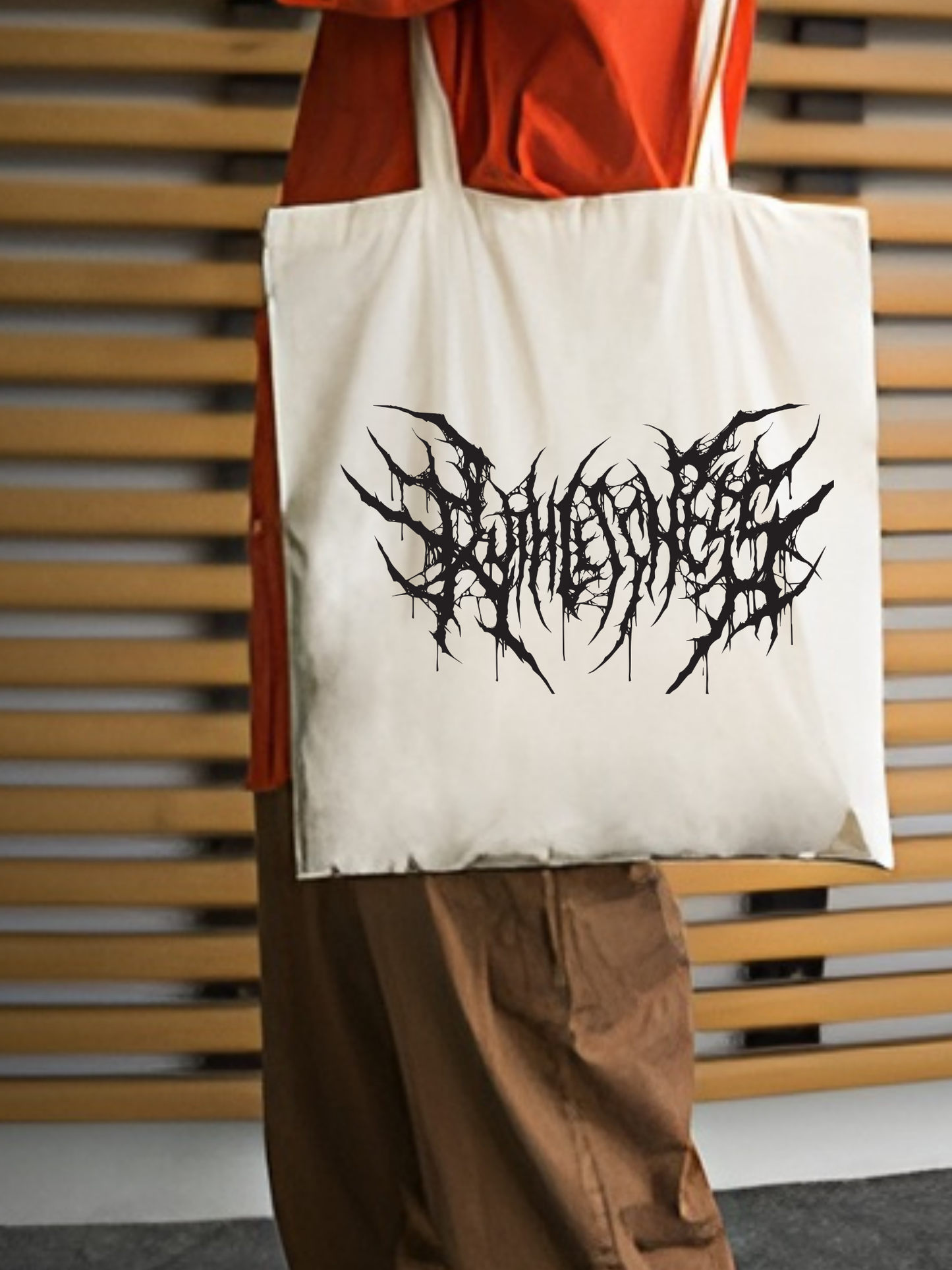 Gothic Tarz, Gotik Tasarım tasarımlı %100 pamuk ham bez çanta. 35x40 cm dayanıklı, çevre dostu, günlük kullanım ve hediye için ideal tote bag modeli.